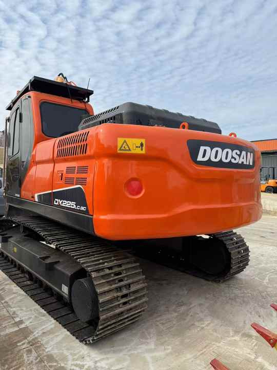 Excavadora de cadenas Used Digger Doosan DX225LC-9T Construction Machinery Construction Digger Used Doosan DX225LC-9T Cheap Excavator: foto 6 Excavadora de cadenas Used Digger Doosan DX225LC-9T Construction Machinery Construction Digger Used Doosan DX225LC-9T Cheap Excavator: foto 6