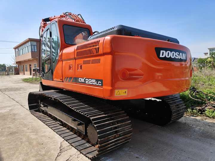 Used Doosan DX225LC Excavator | Low Hours | Heavy Duty | G lobal Shipping - Excavadora de cadenas: foto 2 Used Doosan DX225LC Excavator | Low Hours | Heavy Duty | G lobal Shipping - Excavadora de cadenas: foto 2
