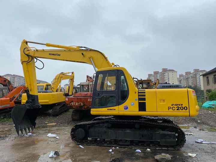 Used Good Quality Japan Original PC220-6 in Good Condition PC220-6 Komatsu - Excavadora de cadenas: foto 5 Used Good Quality Japan Original PC220-6 in Good Condition PC220-6 Komatsu - Excavadora de cadenas: foto 5