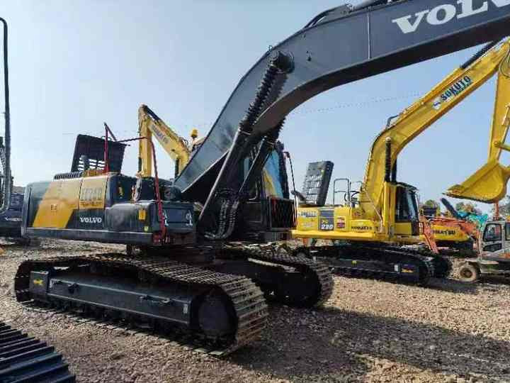 Used volvo ec240 excavator for sale  korea brand volvo  ec210 240 250 290 300  excavator for sale - Excavadora de cadenas: foto 2 Used volvo ec240 excavator for sale  korea brand volvo  ec210 240 250 290 300  excavator for sale - Excavadora de cadenas: foto 2