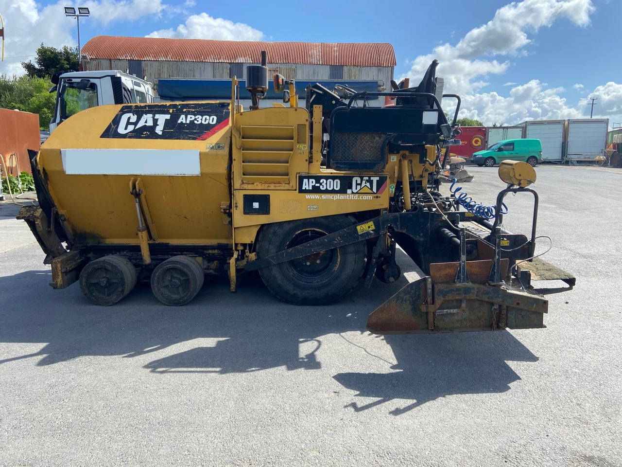 CATERPILLAR AP300 - Excavadora: foto 1 CATERPILLAR AP300 - Excavadora: foto 1