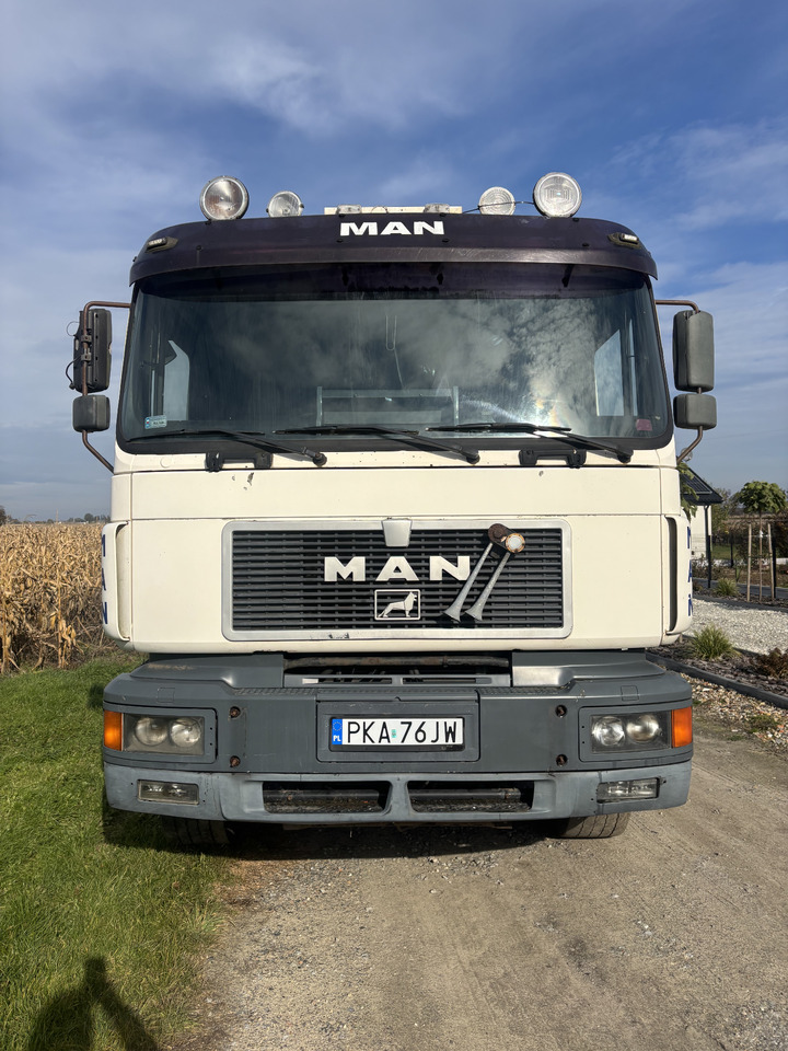 MAN F2000 27.463 - Camión chasis: foto 2 MAN F2000 27.463 - Camión chasis: foto 2