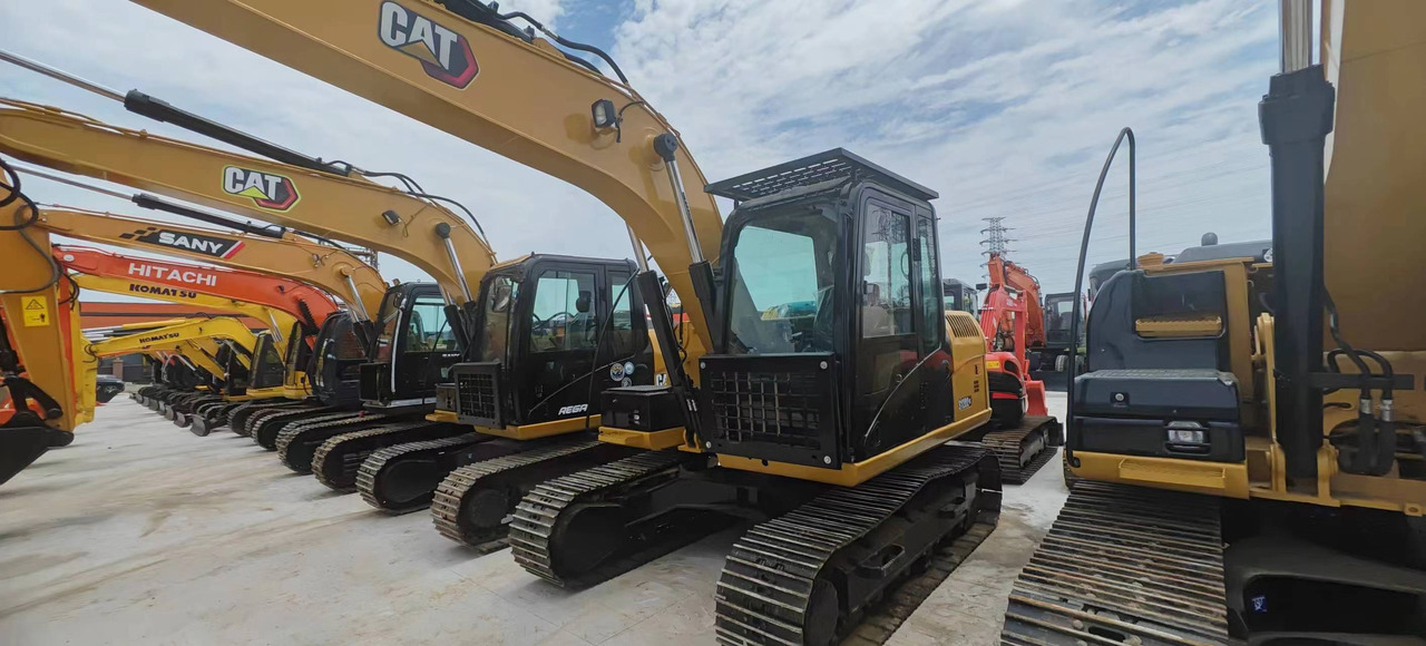 CATERPILLAR 312GC - Miniexcavadora: foto 1 CATERPILLAR 312GC - Miniexcavadora: foto 1