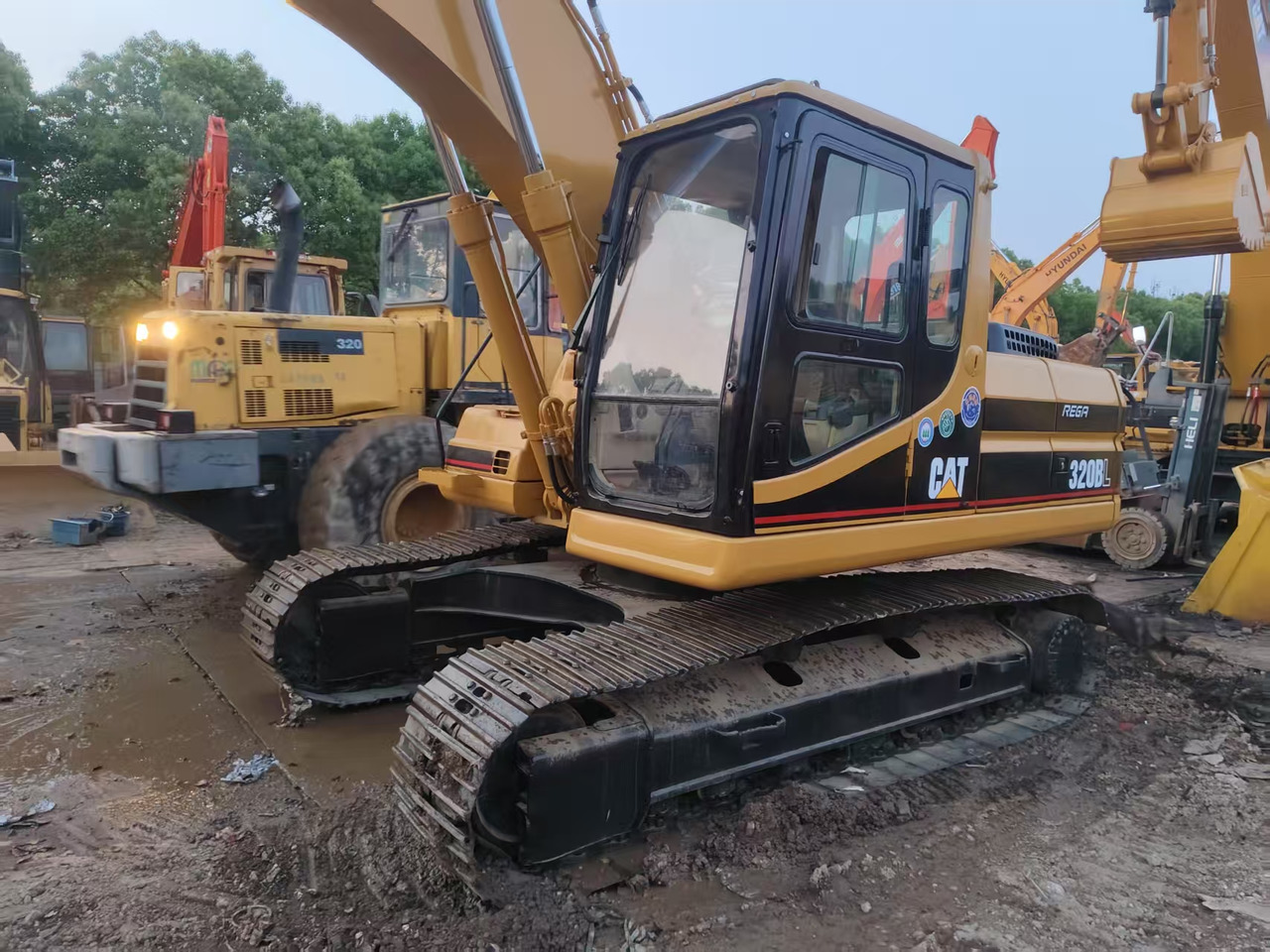 CATERPILLAR 320B - Excavadora de cadenas: foto 4 CATERPILLAR 320B - Excavadora de cadenas: foto 4