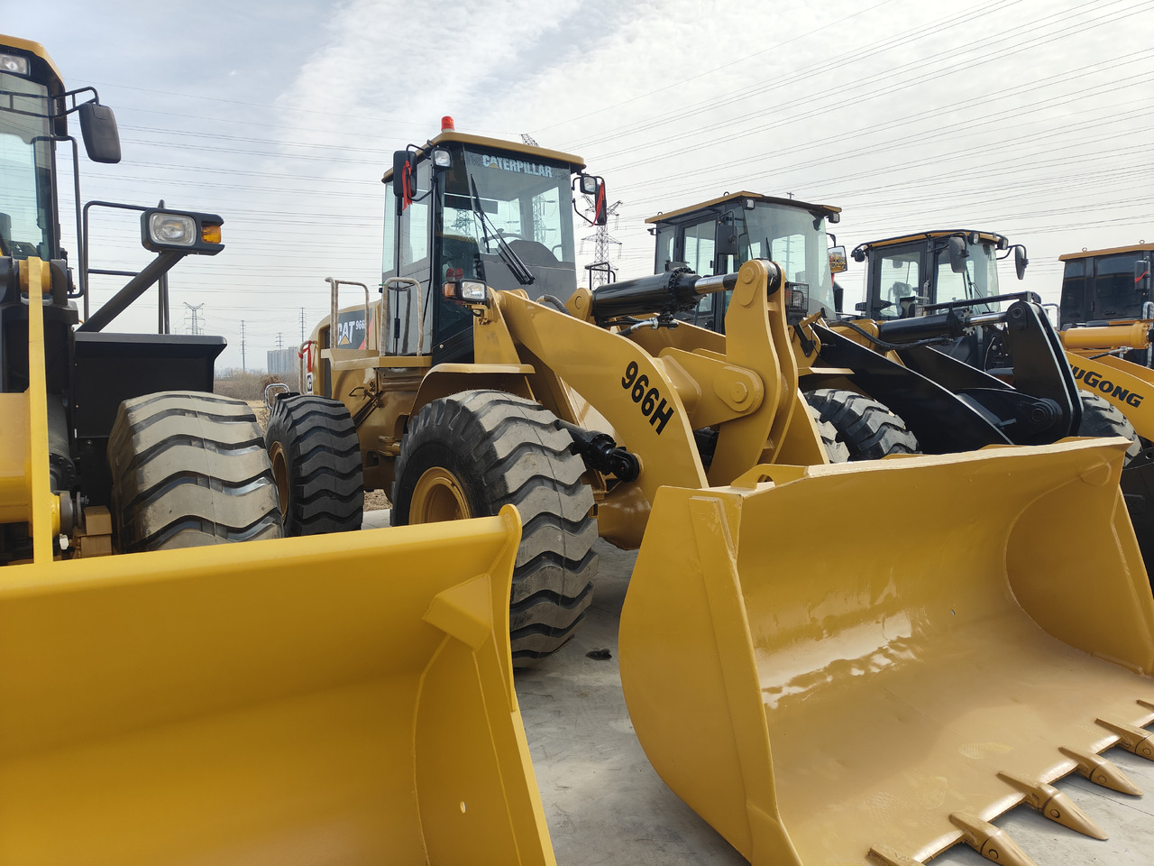 CATERPILLAR 966H - Cargadora de ruedas: foto 4 CATERPILLAR 966H - Cargadora de ruedas: foto 4