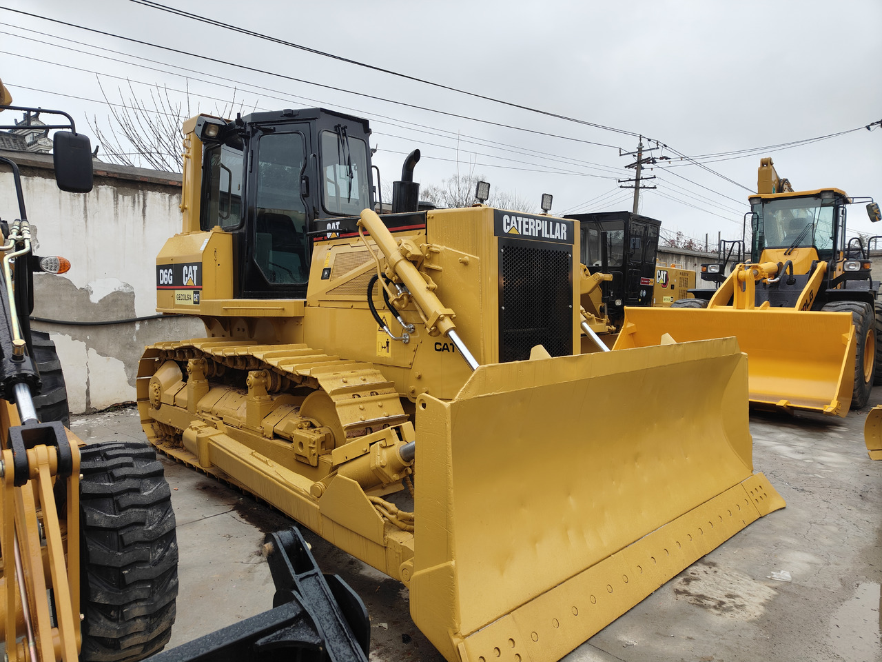 CATERPILLAR D6G - Bulldozer: foto 1 CATERPILLAR D6G - Bulldozer: foto 1
