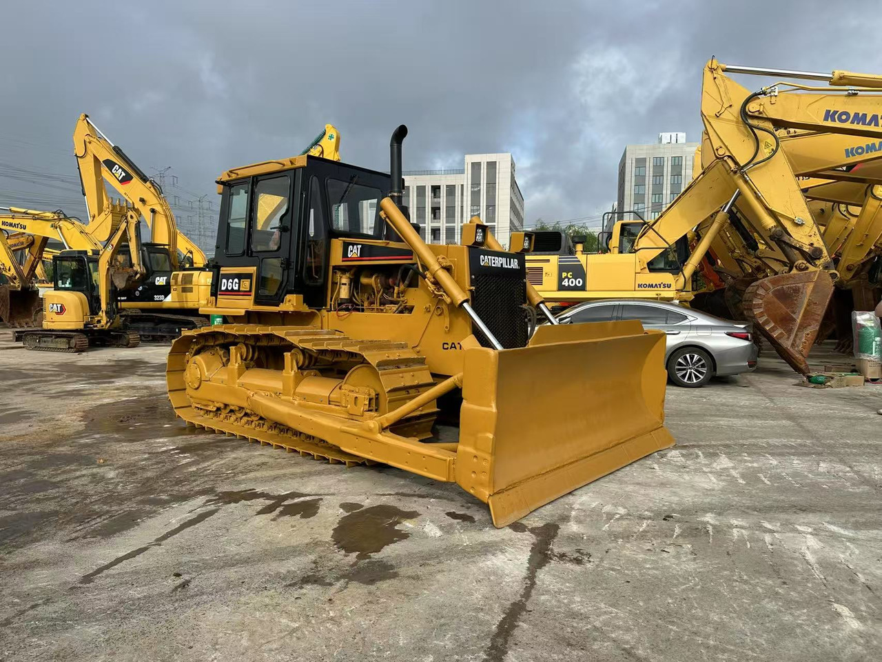 CATERPILLAR D6G - Bulldozer: foto 2 CATERPILLAR D6G - Bulldozer: foto 2