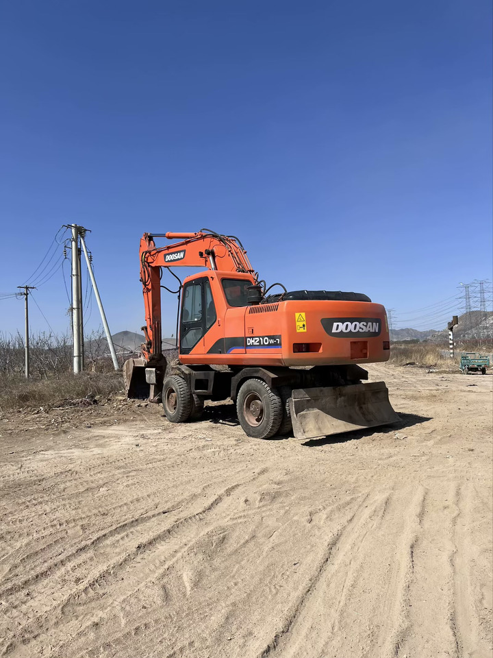DOOSAN DH210W-7 - Excavadora de ruedas: foto 5 DOOSAN DH210W-7 - Excavadora de ruedas: foto 5