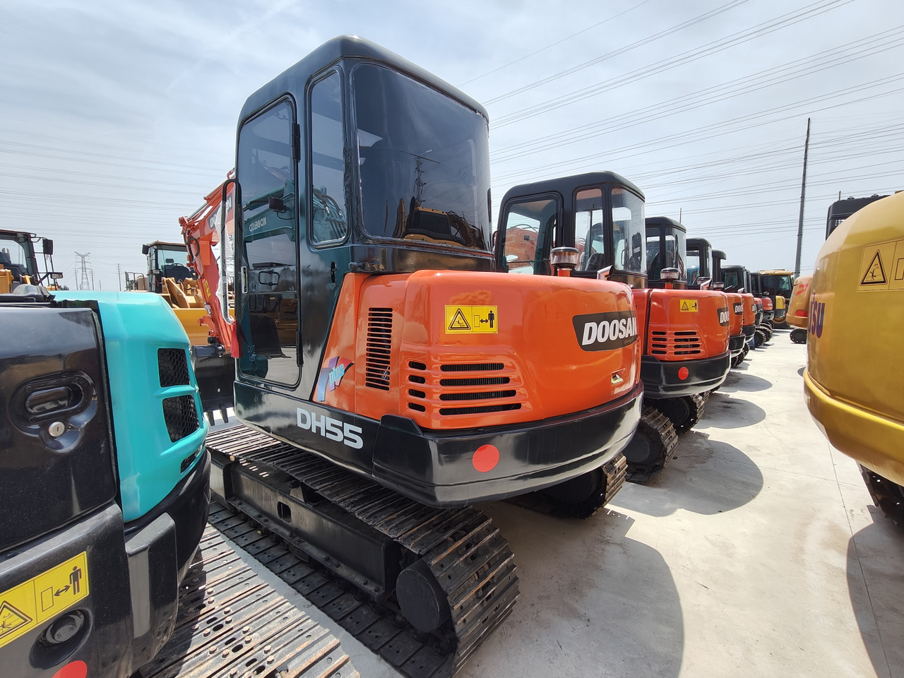 DOOSAN DH55 - Excavadora de cadenas: foto 4 DOOSAN DH55 - Excavadora de cadenas: foto 4