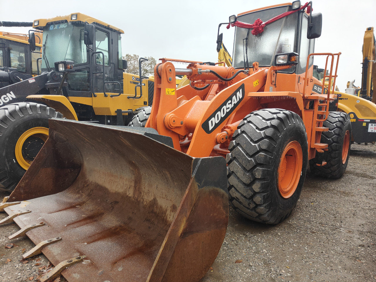 DOOSAN DL505 - Cargadora de ruedas: foto 4 DOOSAN DL505 - Cargadora de ruedas: foto 4
