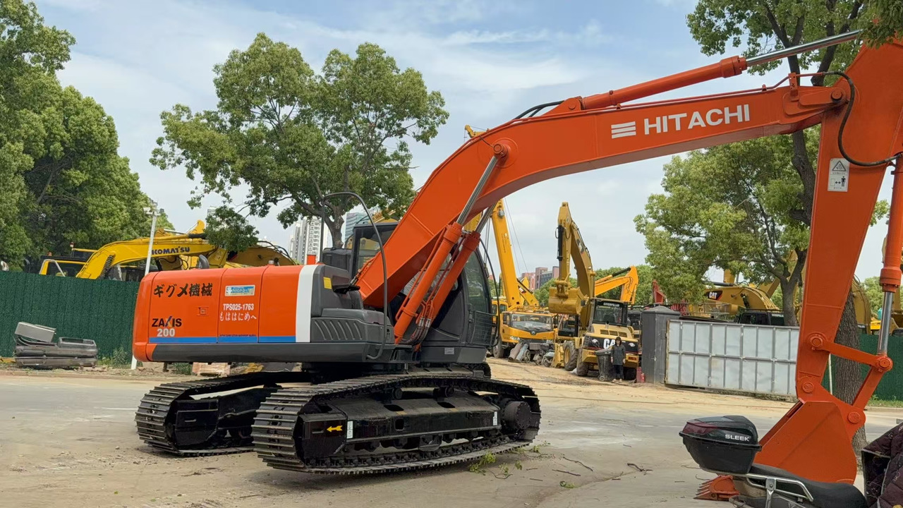HITACHI ZX200 - Excavadora de cadenas: foto 2 HITACHI ZX200 - Excavadora de cadenas: foto 2