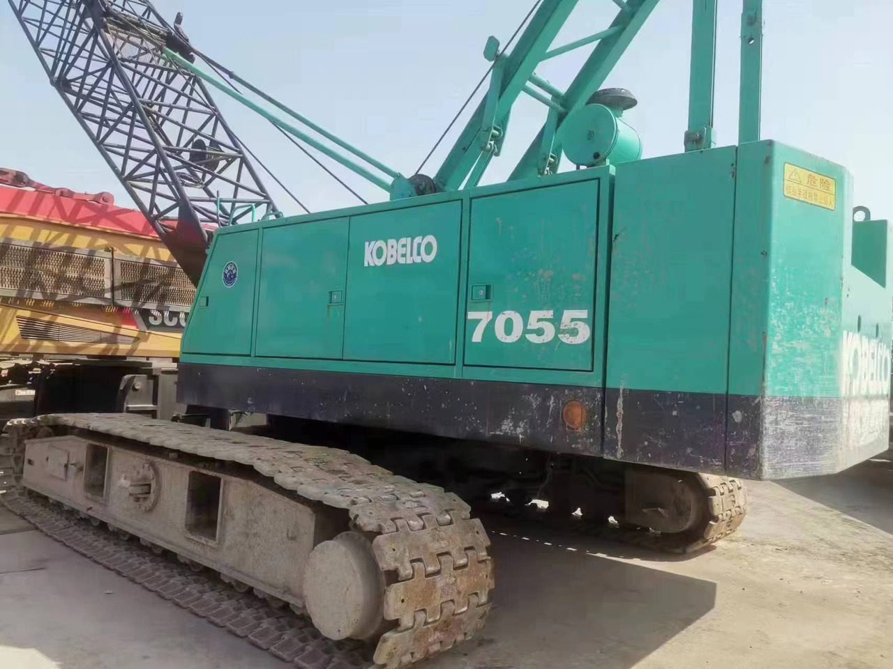 KOBELCO 7055 - Grúa sobre orugas: foto 3 KOBELCO 7055 - Grúa sobre orugas: foto 3