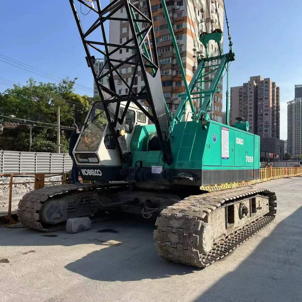 KOBELCO 7055 - Grúa sobre orugas: foto 4 KOBELCO 7055 - Grúa sobre orugas: foto 4