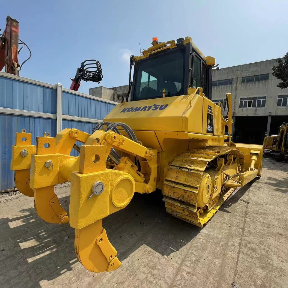 KOMATSU D65EX - Bulldozer: foto 4 KOMATSU D65EX - Bulldozer: foto 4