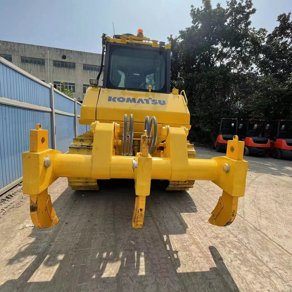KOMATSU D65EX - Bulldozer: foto 3 KOMATSU D65EX - Bulldozer: foto 3