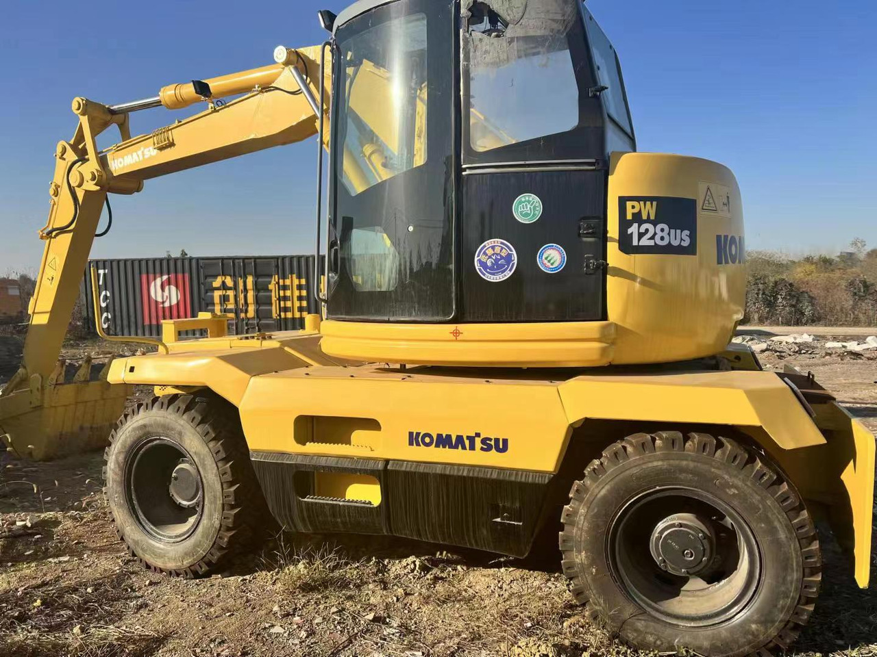 KOMATSU PC128US - Excavadora de ruedas: foto 4 KOMATSU PC128US - Excavadora de ruedas: foto 4