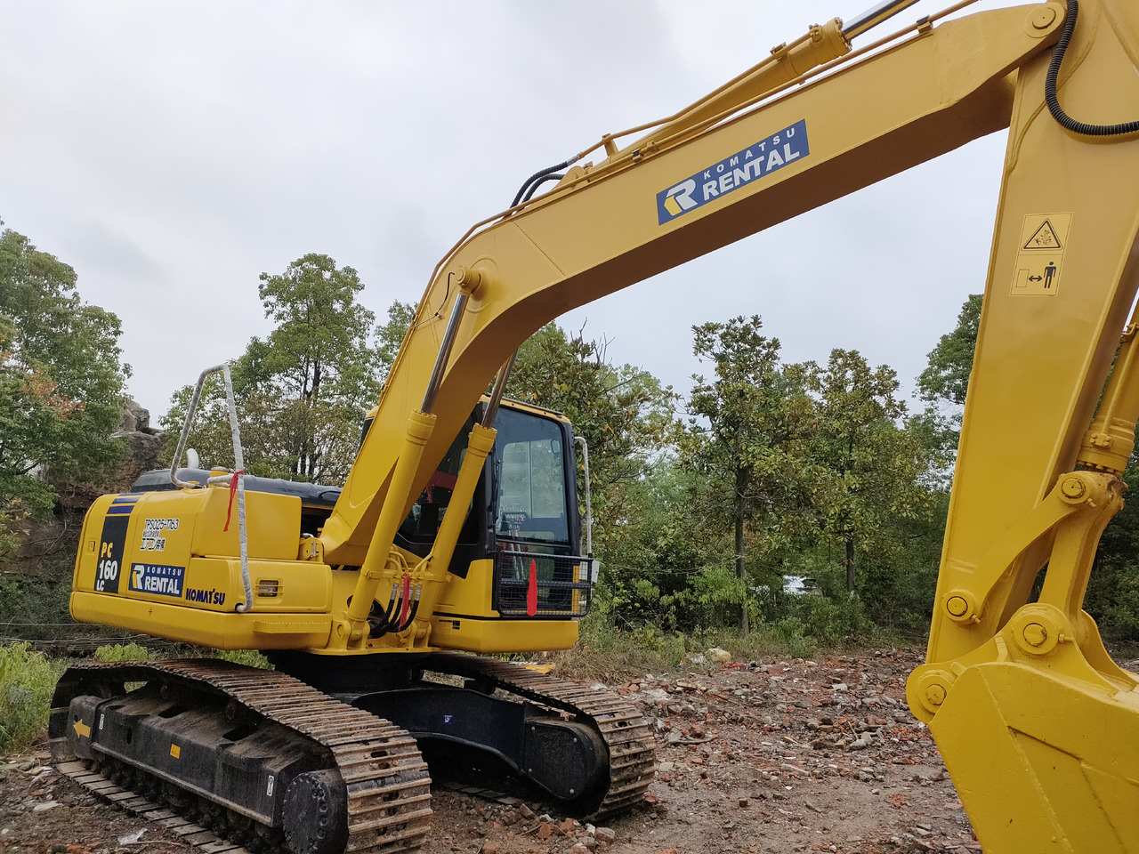 KOMATSU PC160-7 - Excavadora de cadenas: foto 4 KOMATSU PC160-7 - Excavadora de cadenas: foto 4