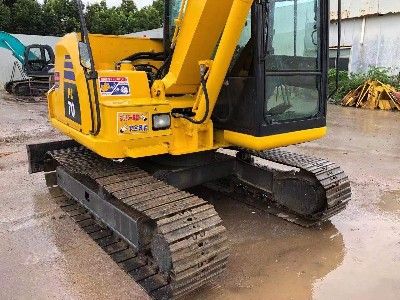 KOMATSU PC70-8 - Excavadora de cadenas: foto 4 KOMATSU PC70-8 - Excavadora de cadenas: foto 4