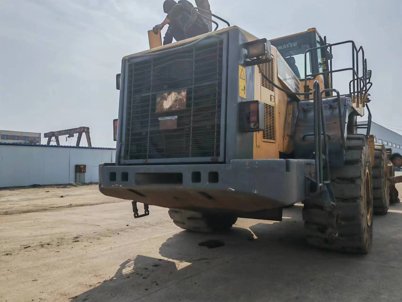 KOMATSU WA600-6 - Cargadora de ruedas: foto 3 KOMATSU WA600-6 - Cargadora de ruedas: foto 3