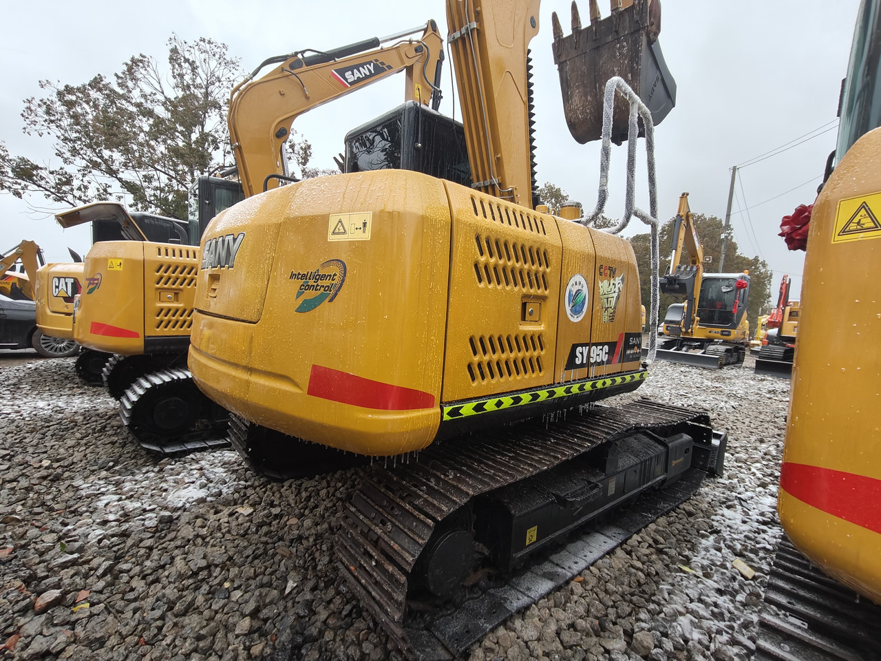 SANY SY95C - Excavadora de cadenas: foto 1 SANY SY95C - Excavadora de cadenas: foto 1