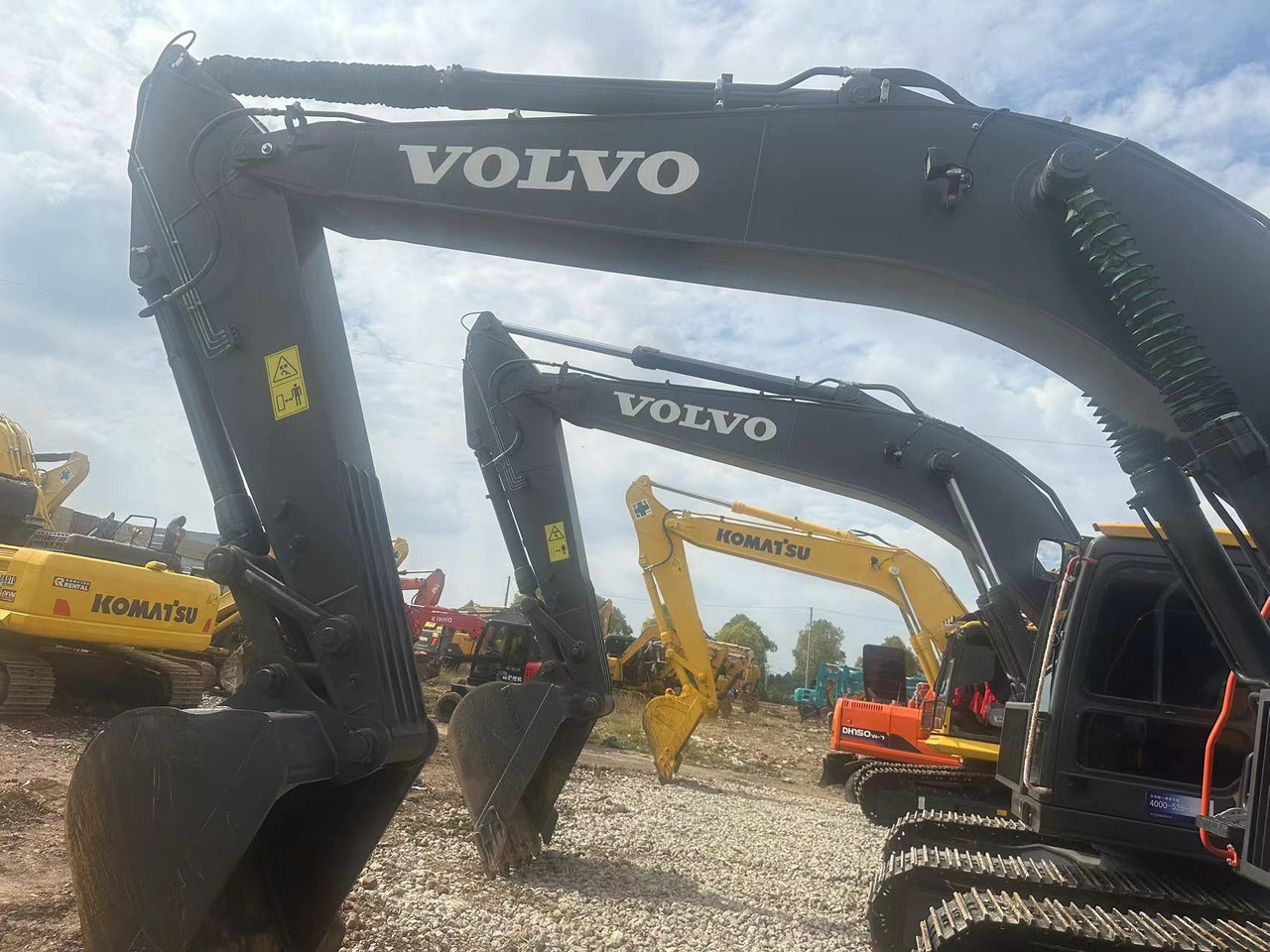 VOLVO EC240 - Excavadora de cadenas: foto 4 VOLVO EC240 - Excavadora de cadenas: foto 4