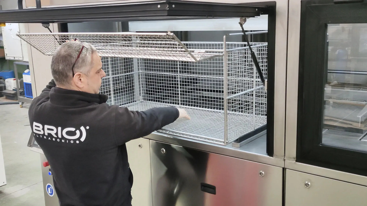 BRIO Ultrasonics BR-800 AMS Parts cleaning machine - Limpiador ultrasónico: foto 4 BRIO Ultrasonics BR-800 AMS Parts cleaning machine - Limpiador ultrasónico: foto 4