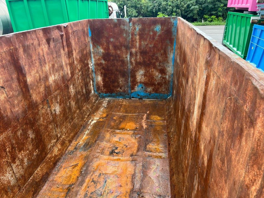 CONTAINER SCARRABILE USATO A CIELO APERTO - Contenedor de gancho: foto 5 CONTAINER SCARRABILE USATO A CIELO APERTO - Contenedor de gancho: foto 5