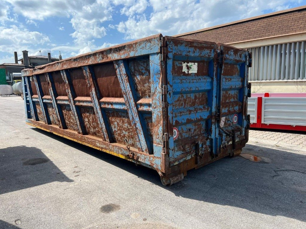 CONTAINER SCARRABILE USATO A CIELO APERTO - Contenedor de gancho: foto 2 CONTAINER SCARRABILE USATO A CIELO APERTO - Contenedor de gancho: foto 2