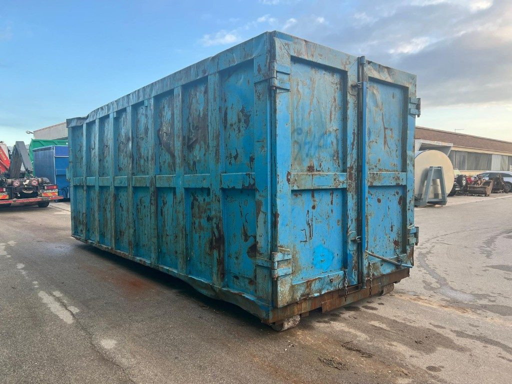 CONTAINER SCARRABILE USATO A CIELO APERTO - Contenedor de gancho: foto 2 CONTAINER SCARRABILE USATO A CIELO APERTO - Contenedor de gancho: foto 2