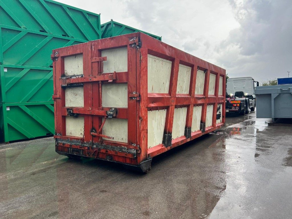 CONTAINER SCARRABILE USATO A CIELO APERTO - Contenedor de gancho: foto 4 CONTAINER SCARRABILE USATO A CIELO APERTO - Contenedor de gancho: foto 4