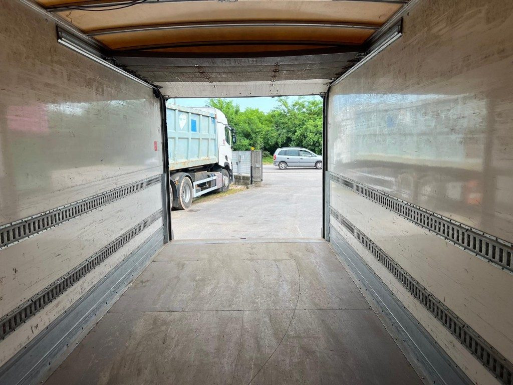 CONTAINER SCARRABILE USATO CHIUSO - Contenedor de gancho: foto 5 CONTAINER SCARRABILE USATO CHIUSO - Contenedor de gancho: foto 5