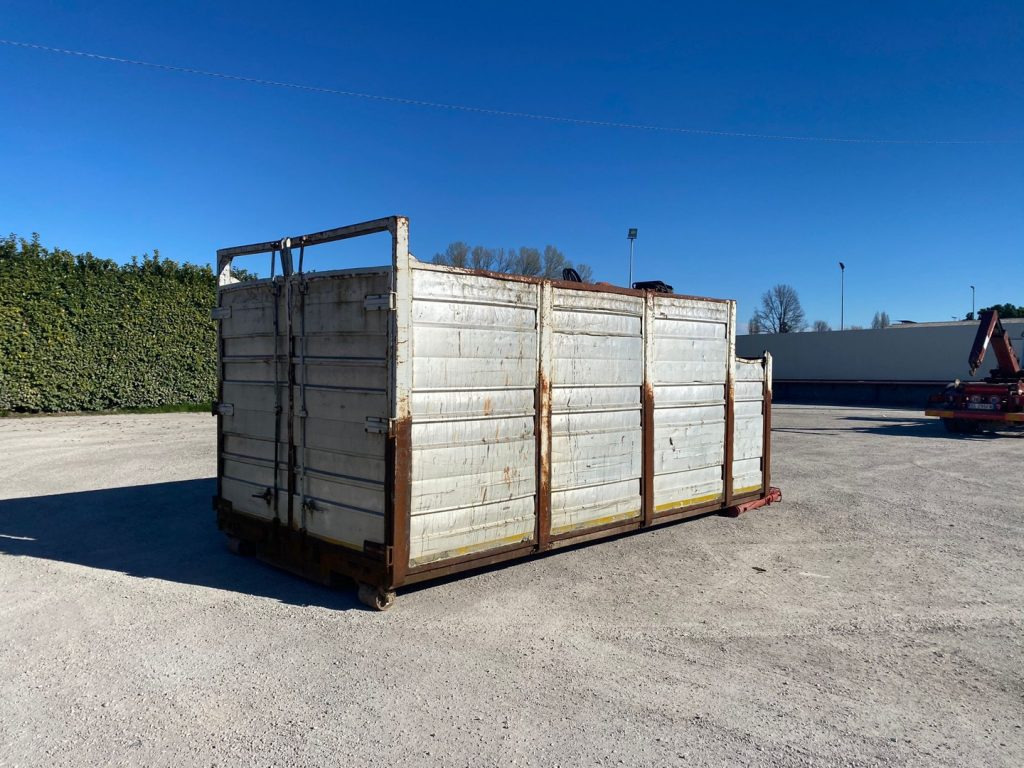 CONTAINER SCARRABILE USATO IN ALLUMINIO A CIELO A - Contenedor de gancho: foto 2 CONTAINER SCARRABILE USATO IN ALLUMINIO A CIELO A - Contenedor de gancho: foto 2