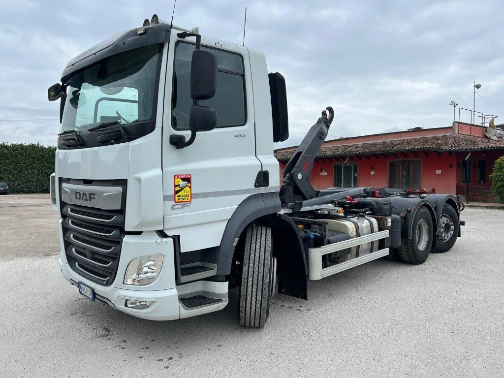 DAF CF480 SCARRABILE - Camión multibasculante: foto 1 DAF CF480 SCARRABILE - Camión multibasculante: foto 1
