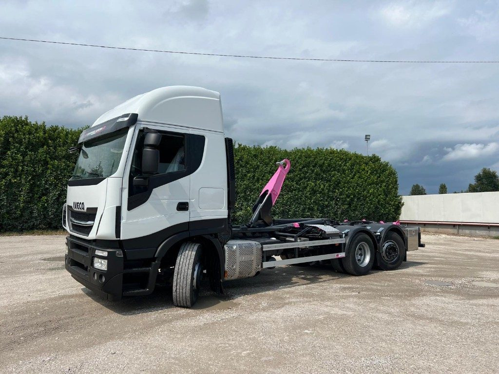 IVECO STRALIS 510 SCARRABILE - Camión multibasculante: foto 2 IVECO STRALIS 510 SCARRABILE - Camión multibasculante: foto 2