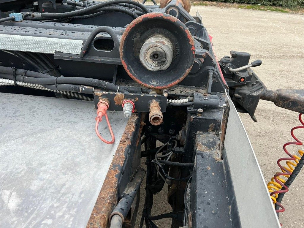 Camión multibasculante, Camión grúa MAN TGX 26.480 SCARRABILE CON GRU: foto 12 Camión multibasculante, Camión grúa MAN TGX 26.480 SCARRABILE CON GRU: foto 12