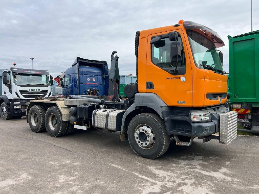 RENAULT KERAX 320 SCARRABILE - Camión multibasculante: foto 2 RENAULT KERAX 320 SCARRABILE - Camión multibasculante: foto 2