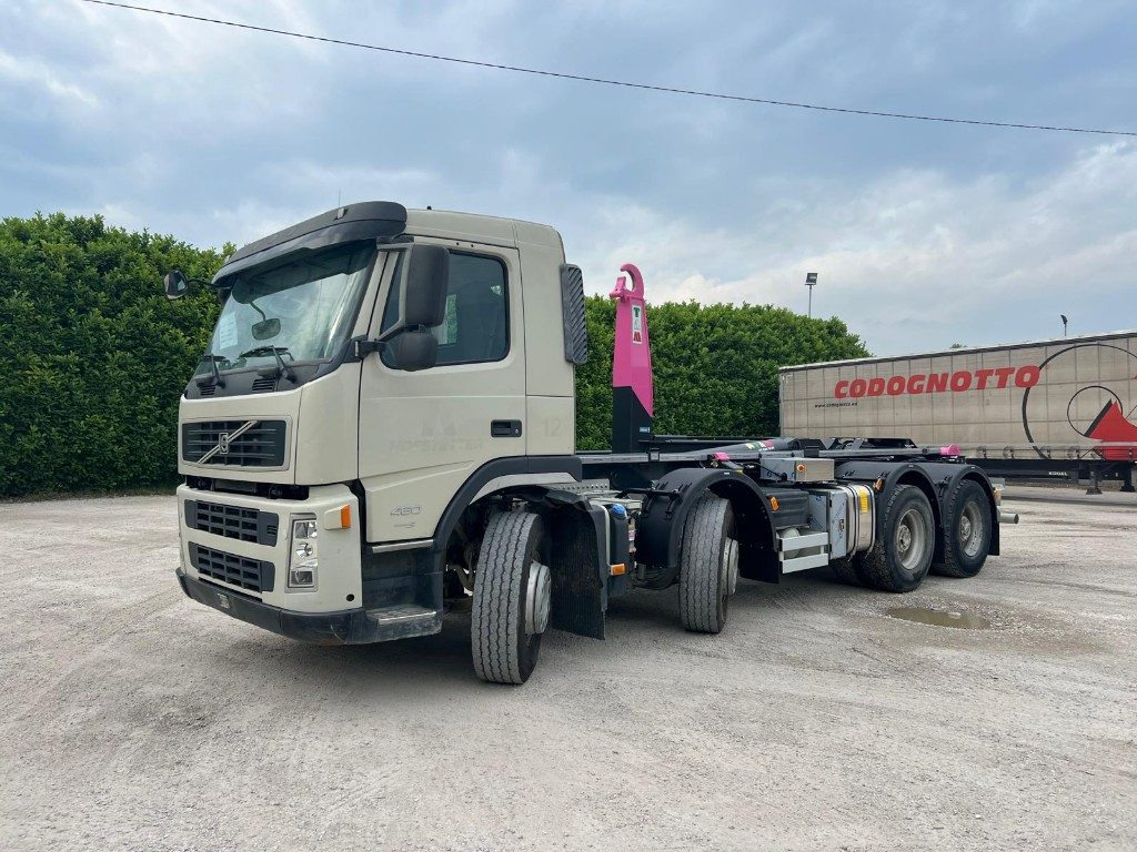 VOLVO FM480 SCARRABILE 8X4 - Camión multibasculante: foto 1 VOLVO FM480 SCARRABILE 8X4 - Camión multibasculante: foto 1