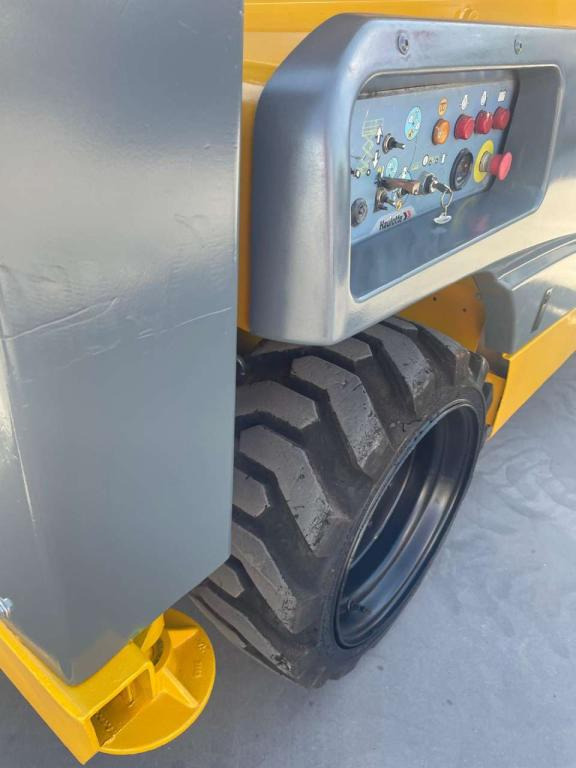 Haulotte COMPACT 12DX - Plataforma de tijeras: foto 5 Haulotte COMPACT 12DX - Plataforma de tijeras: foto 5