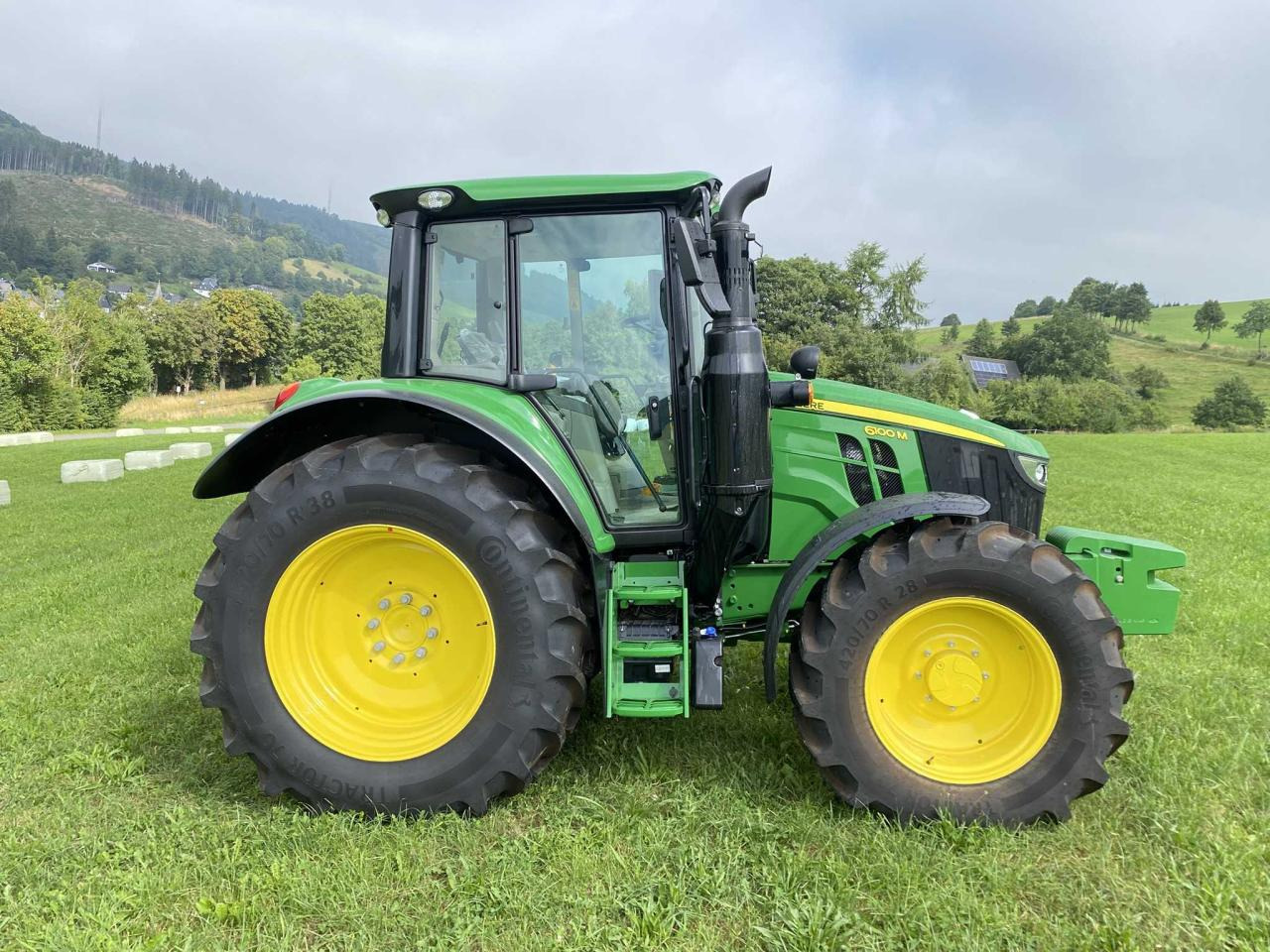 John Deere 6100 M AutoQuadEco - Tractor: foto 4 John Deere 6100 M AutoQuadEco - Tractor: foto 4