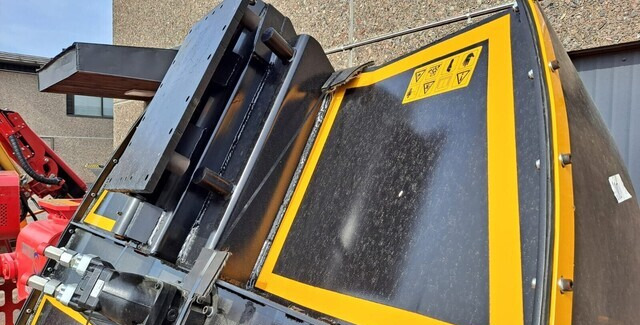 AX-Ketjumurskaimet - Trituradora forestal: foto 3 AX-Ketjumurskaimet - Trituradora forestal: foto 3