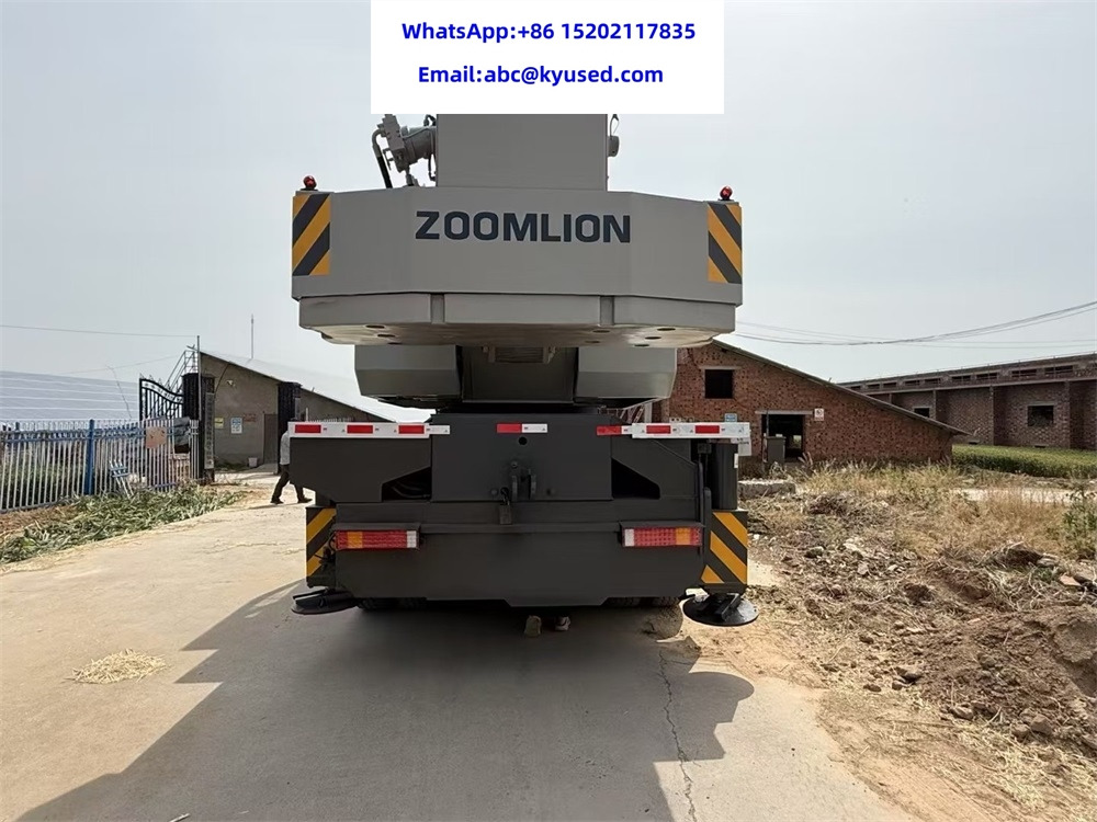 ZOOMLION ZTC700V QY70V 50Ton 70ton truck crane - Autogrúa: foto 5 ZOOMLION ZTC700V QY70V 50Ton 70ton truck crane - Autogrúa: foto 5