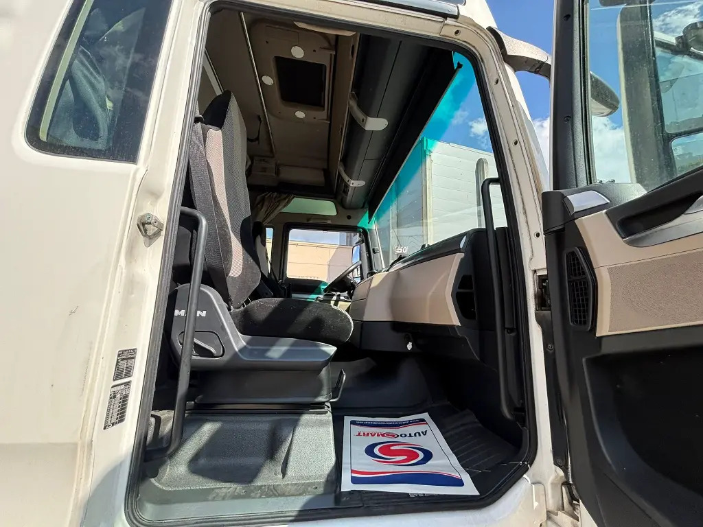 Arrendamiento de  MAN TGX 18.460 XXL MAN TGX 18.460 XXL: foto 11