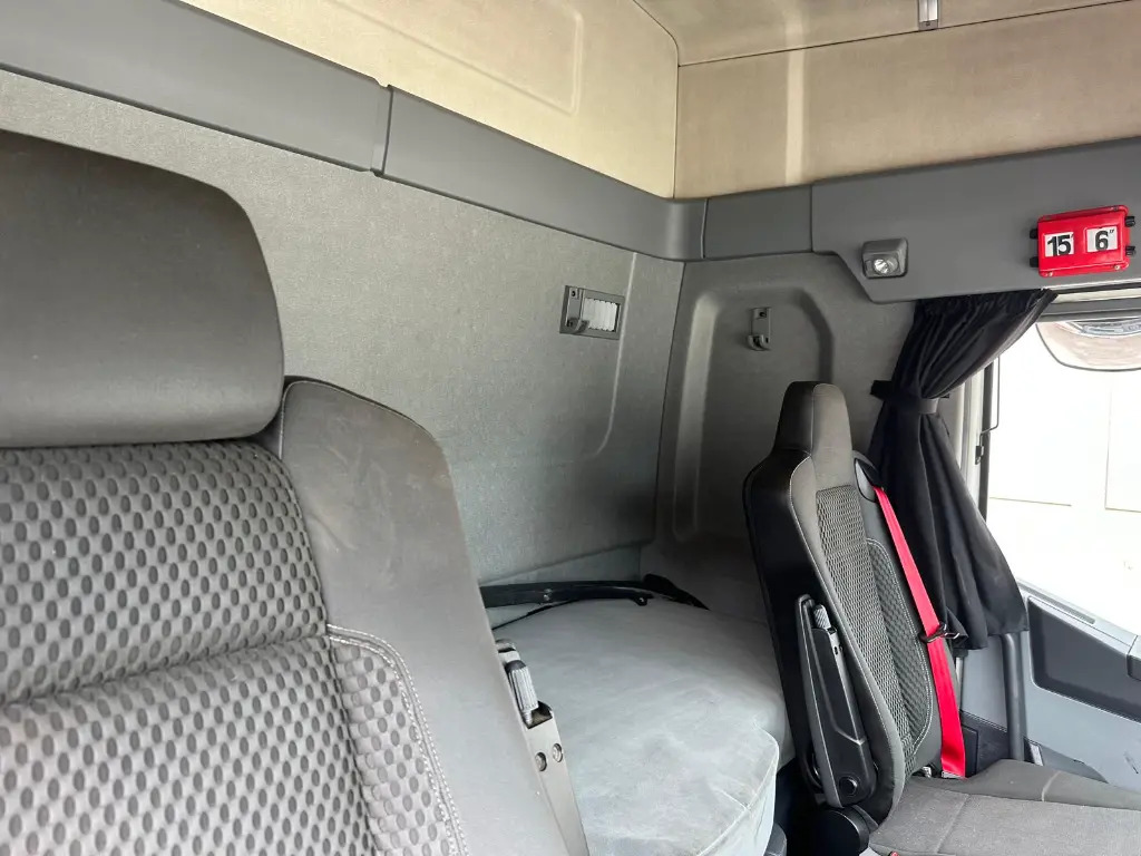 Cabeza tractora Renault T 460 (EKR): foto 13