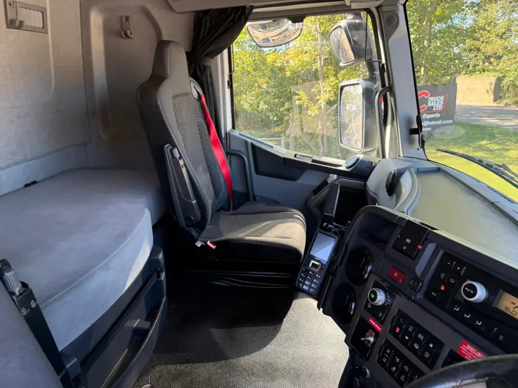 Cabeza tractora Renault T 480 (JUR): foto 12