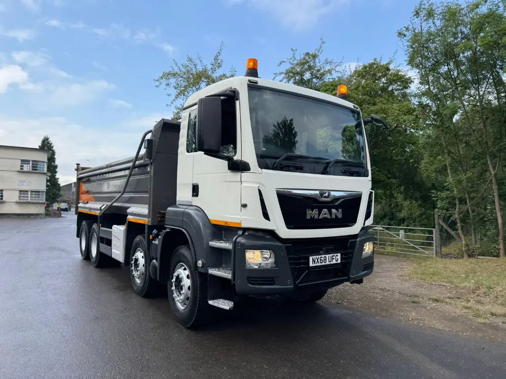 MAN TGS 35.420 8x4 Tipper (UFG) - Camión volquete: foto 5 MAN TGS 35.420 8x4 Tipper (UFG) - Camión volquete: foto 5