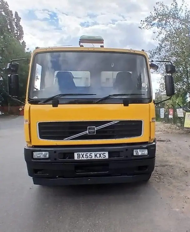 Volvo Tipper (KXS) - Camión volquete: foto 2 Volvo Tipper (KXS) - Camión volquete: foto 2