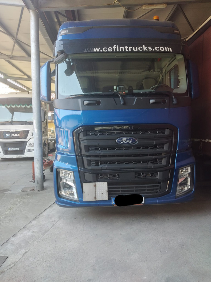 FORD F-MAX - Cabeza tractora: foto 3 FORD F-MAX - Cabeza tractora: foto 3