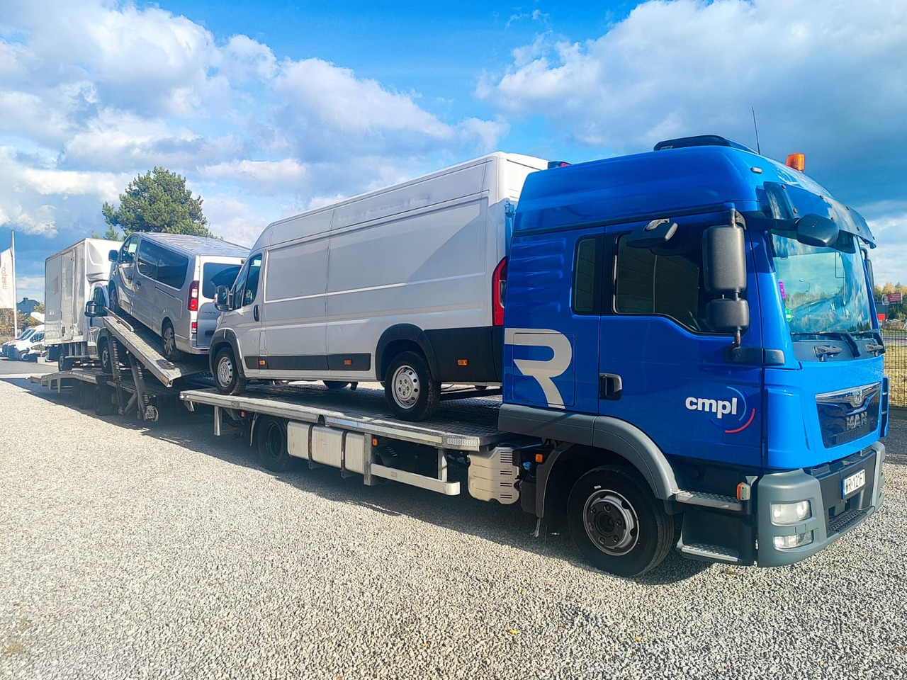 MAN TGL - Camión portavehículos: foto 3 MAN TGL - Camión portavehículos: foto 3