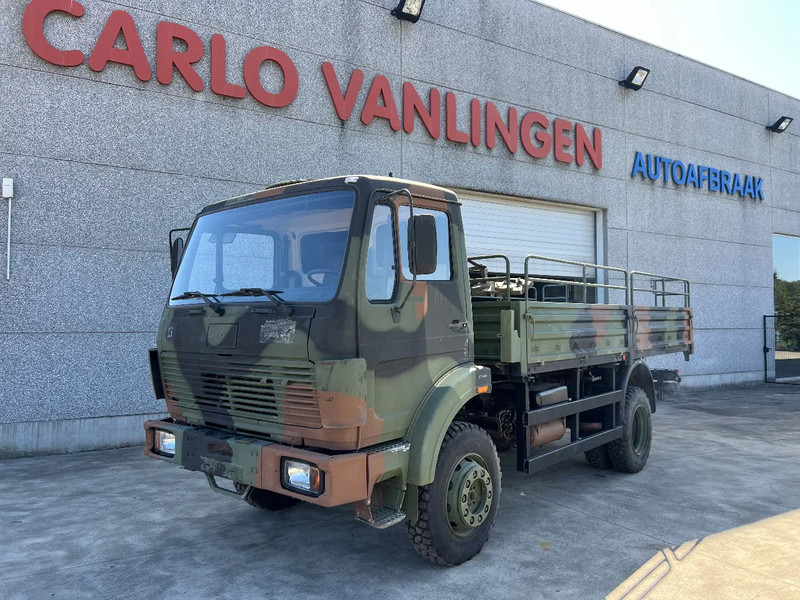 Mercedes-Benz 1017 A/4X4 (4x in stock) - Camión: foto 1 Mercedes-Benz 1017 A/4X4 (4x in stock) - Camión: foto 1