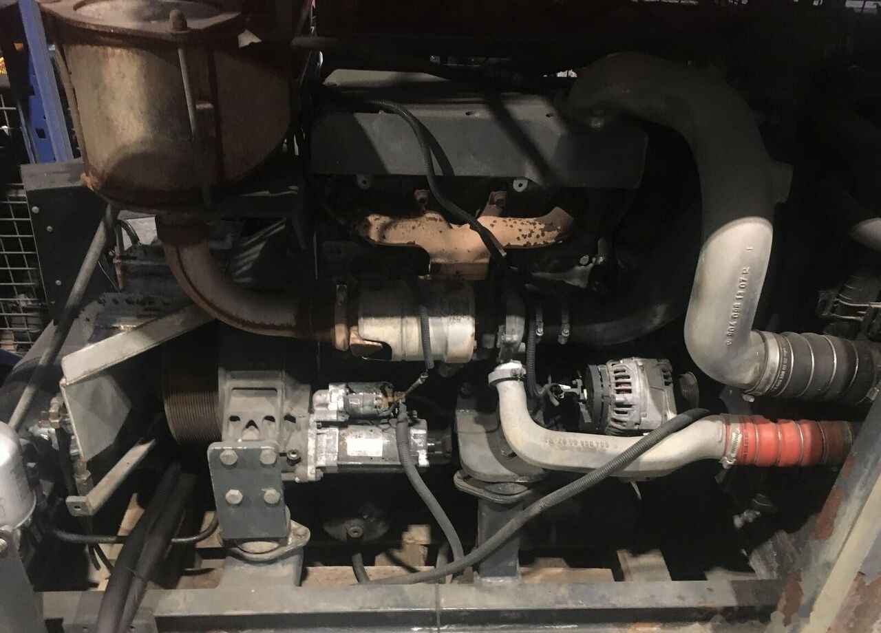 Mercedes-Benz OM904 - Motor: foto 1 Mercedes-Benz OM904 - Motor: foto 1